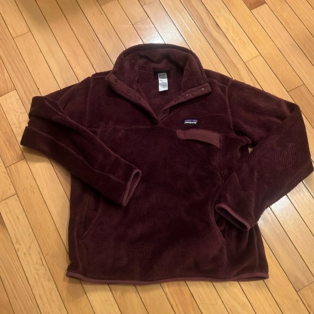 Women’s Patagonia Quarter Zip Fleece - Size Medium